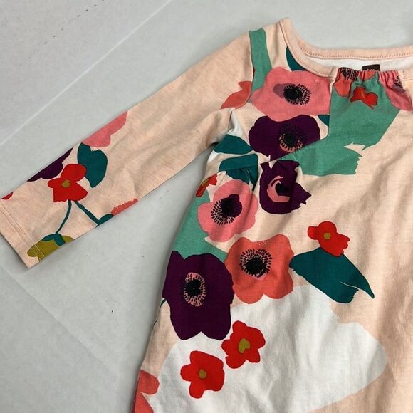 Tea Collection Peach bold floral one piece jumpsuit EUC size 9-12 months - Picture 5 of 13